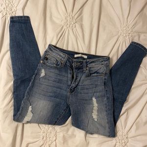 KanCan distressed denim size 5/26